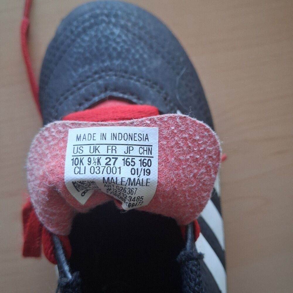 Addidas kids cleats sz 10k boys. Red and black with tie laces great for soccer - Picture 4 of 4